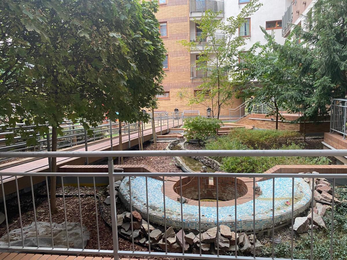 Apartament Komfortowy Na Florianskiej, Park Praski, Dw Wilenski,w Odleglosci Spaceru Od Starego Miasta, Milo Widziec Gosci Ze Zwierzetami