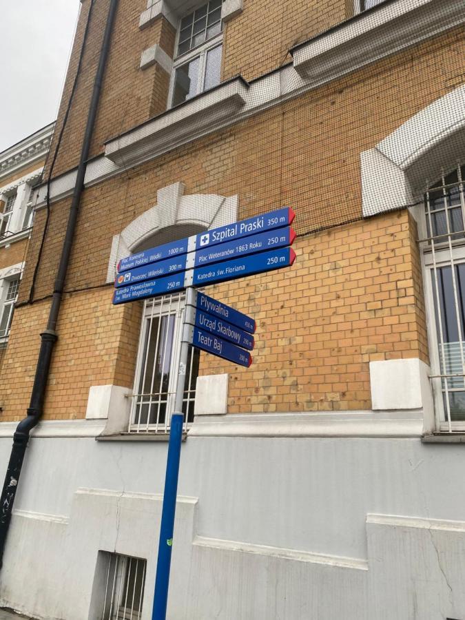 Apartament Komfortowy Na Florianskiej, Park Praski, Dw Wilenski,w Odleglosci Spaceru Od Starego Miasta, Milo Widziec Gosci Ze Zwierzetami