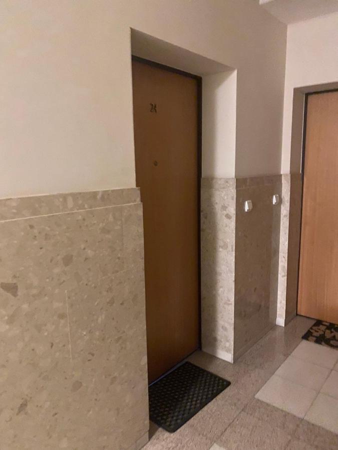 Komfortowy Na Florianskiej, Park Praski, Dw Wilenski,w Odleglosci Spaceru Od Starego Miasta, Milo Widziec Gosci Ze Zwierzetami Warszawa